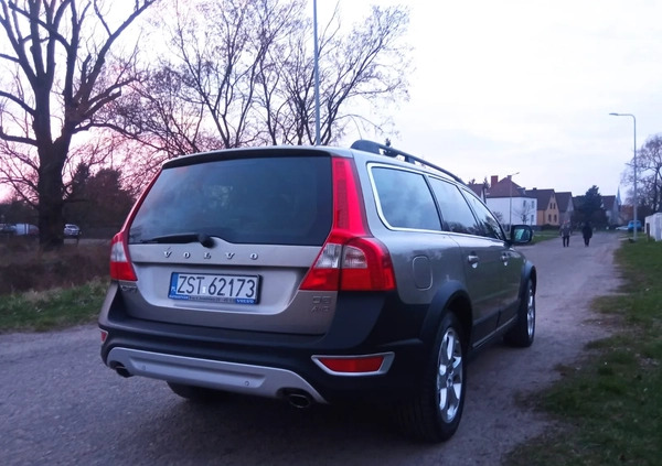 Volvo XC 70 cena 47500 przebieg: 266000, rok produkcji 2010 z Sandomierz małe 37